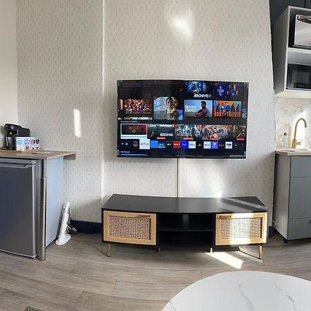 Appartement Tout Confort Rouen Esterno foto