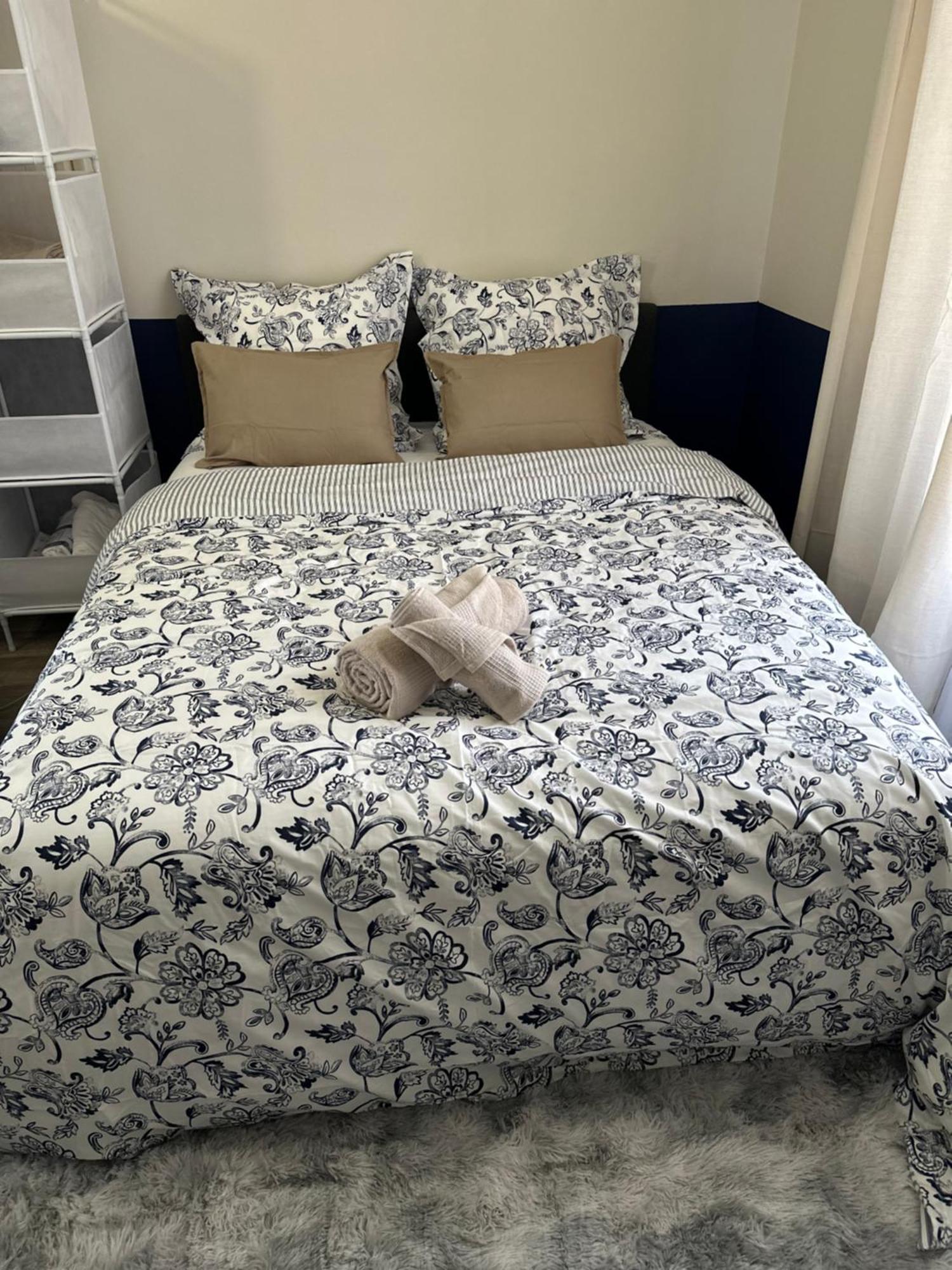 Appartement Tout Confort Rouen Esterno foto